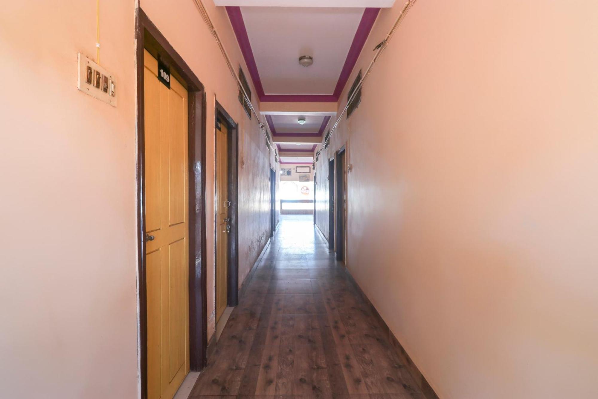 Spot On Hotel Poonam Jagdalpur Extérieur photo